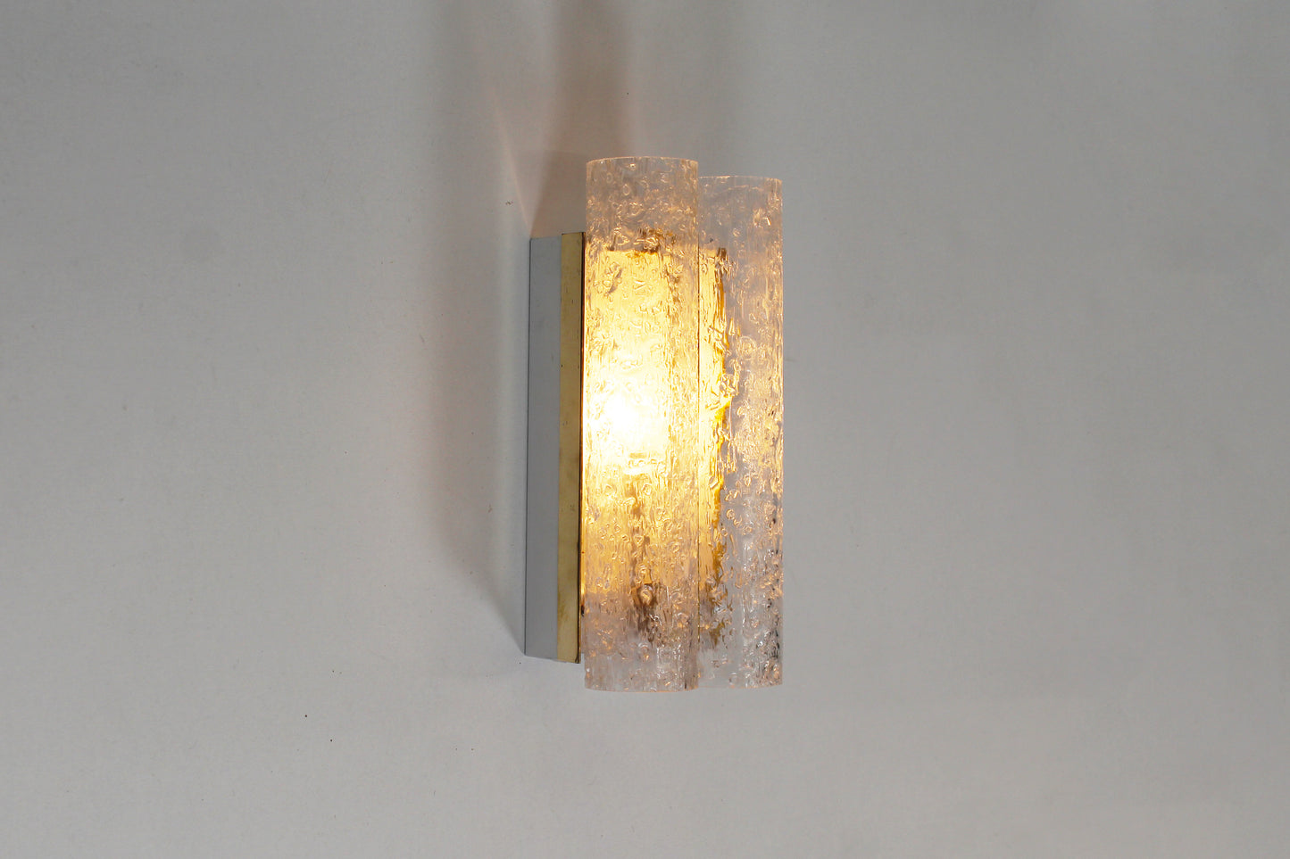 Wandlamp in messing en glas door Doria Leuchten