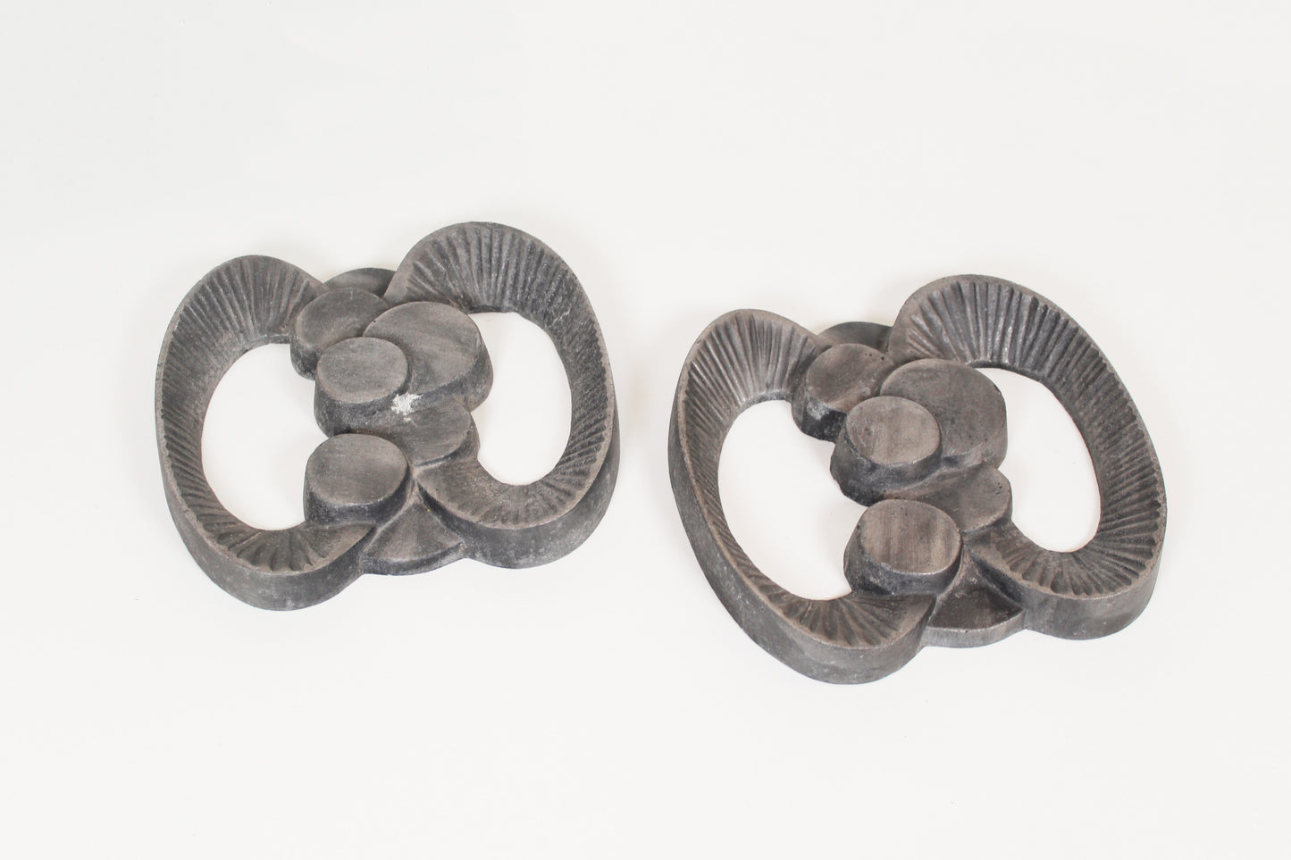 Pair of brutalist wall decoration / door handles in cast aluminium (2 pairs available)