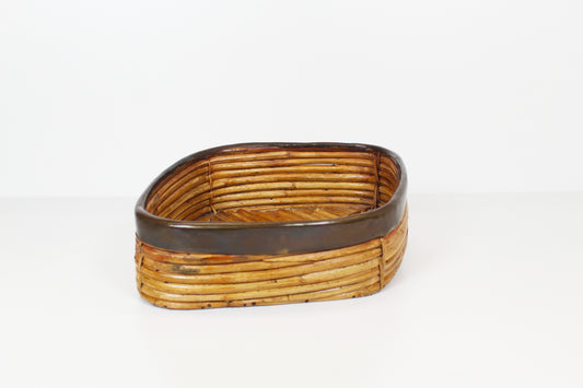 Jaren 70 rotan en messing mand door Gabriella Crespi