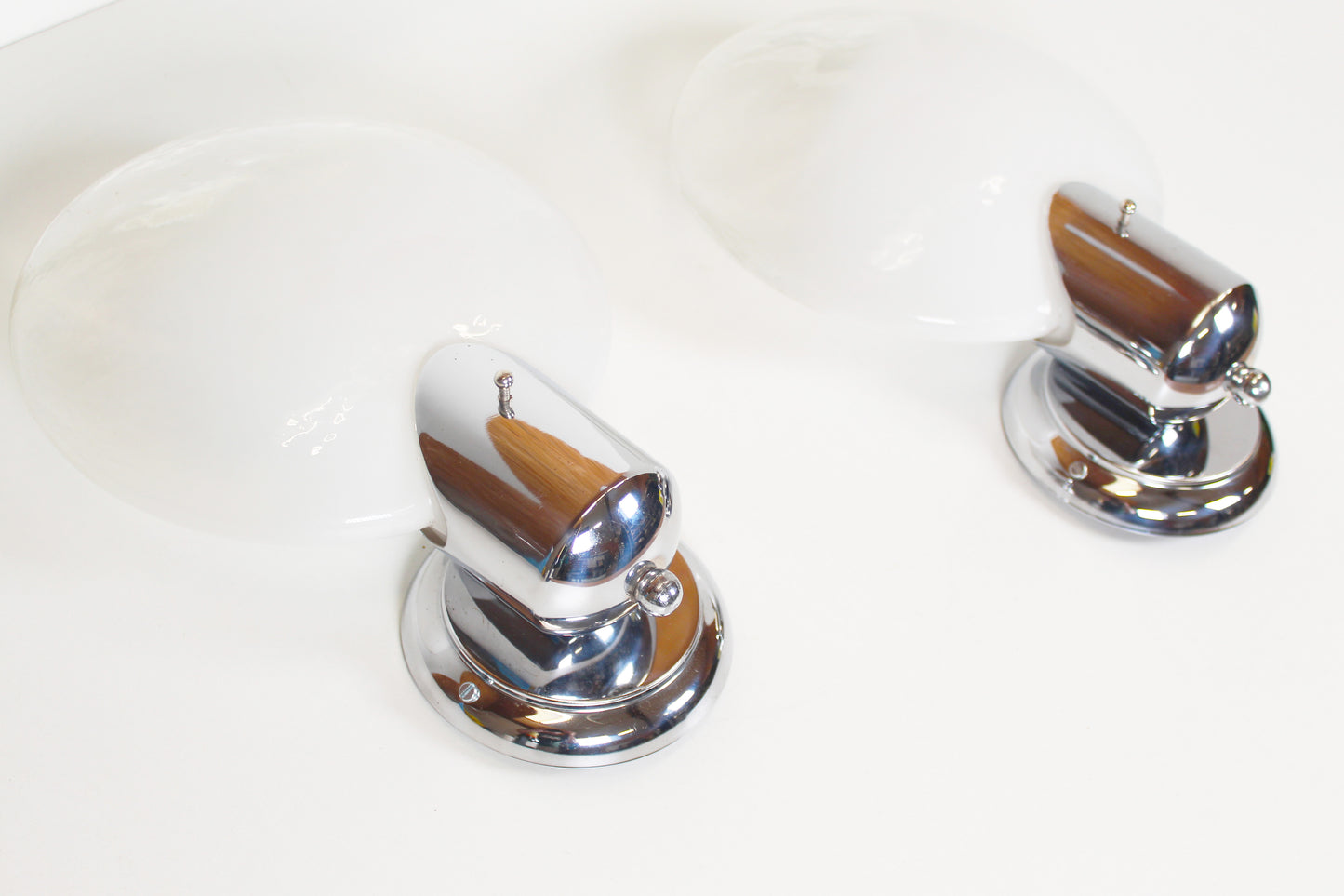 Pair of 1970s Murano glass wall lamps by Kaiser Leuchten