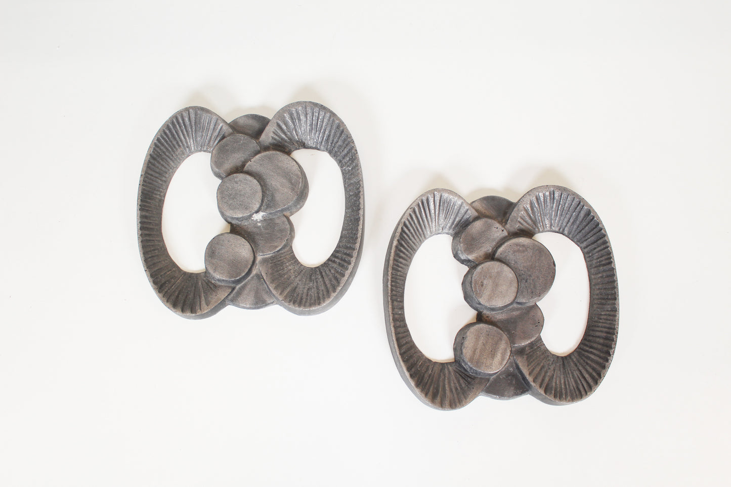 Pair of brutalist wall decoration / door handles in cast aluminium (2 pairs available)