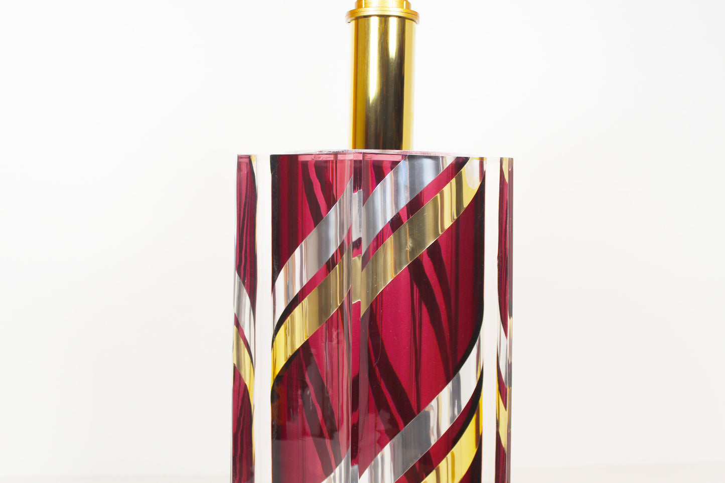 Large Italian lucite table lamp by Romeo Rega