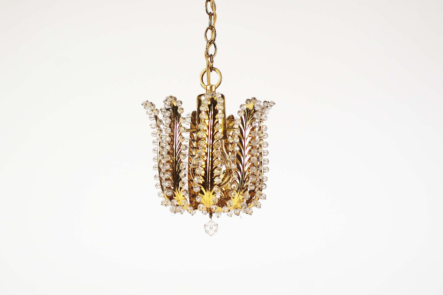 Pendant lamp in gilded brass and crystal by Palwa