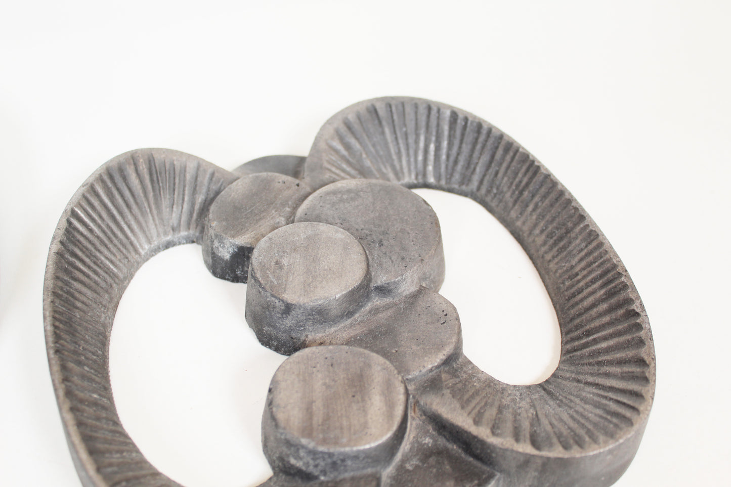 Pair of brutalist wall decoration / door handles in cast aluminium (2 pairs available)