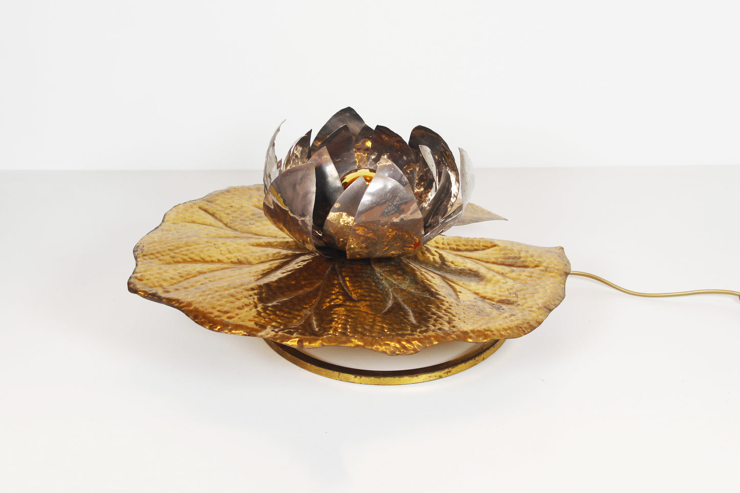Zeldzame "Waterlily" tafellamp door Tommaso Barbi voor Bottega Gadda, Italië jaren 60