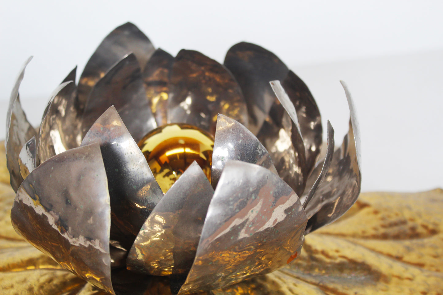 Zeldzame "Waterlily" tafellamp door Tommaso Barbi voor Bottega Gadda, Italië jaren 60