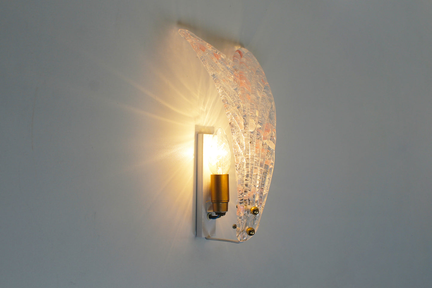 Pair of 80s Murano glass 'Foglio' wall lamps